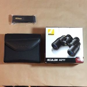 New Nikon binoculars case and strap.